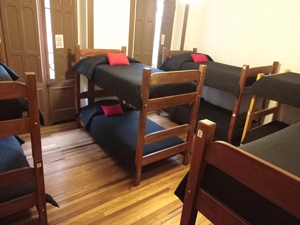 Hostal Irreal Сантьяго Экстерьер фото