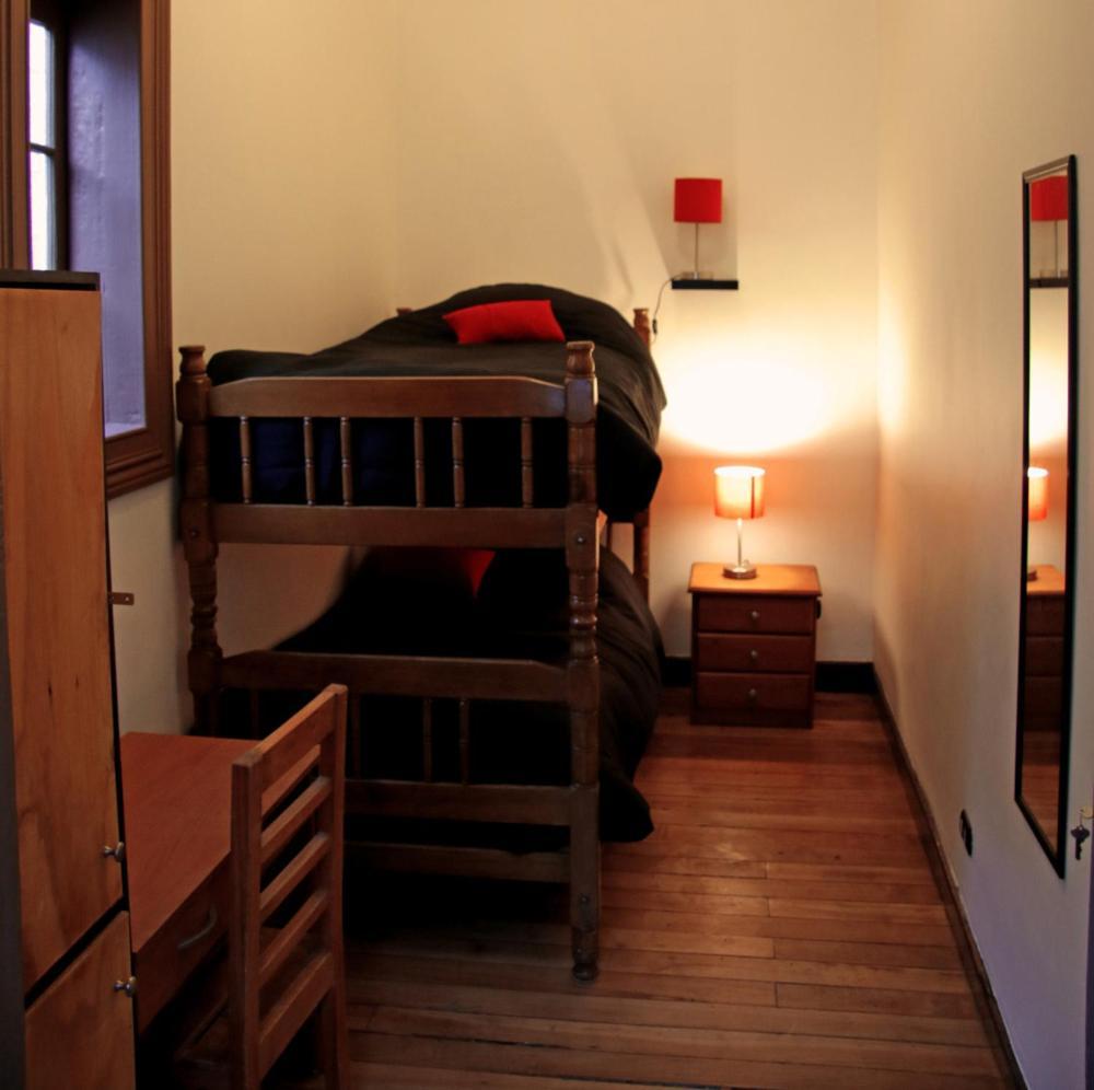Hostal Irreal Сантьяго Экстерьер фото